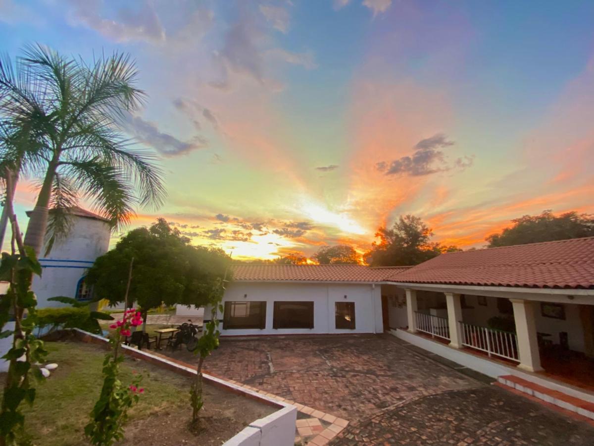 Hacienda Hotel Boutique Campestre Las Palomas Tocaima Exterior foto